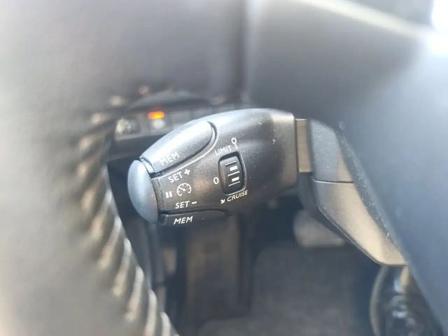 Peugeot 2008 Allure Pack PureTech