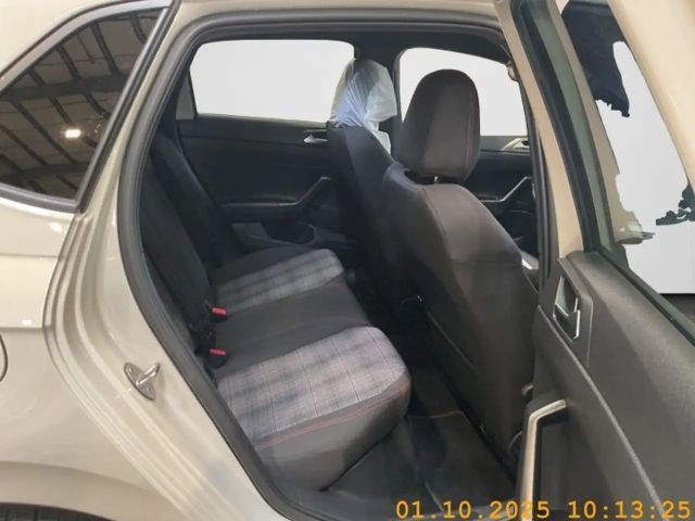 Volkswagen Polo 2.0 TSI DSG GTI