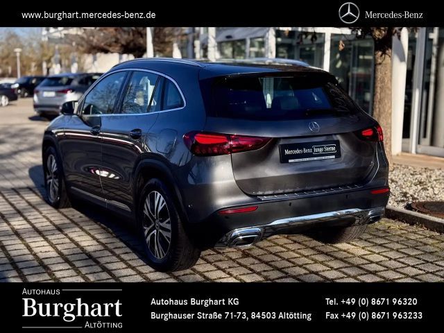 Mercedes-Benz GLA 200 Progressive