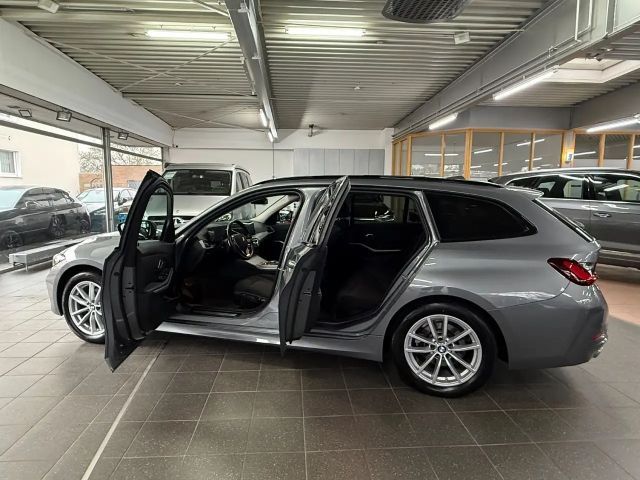 BMW 320 320d Touring xDrive