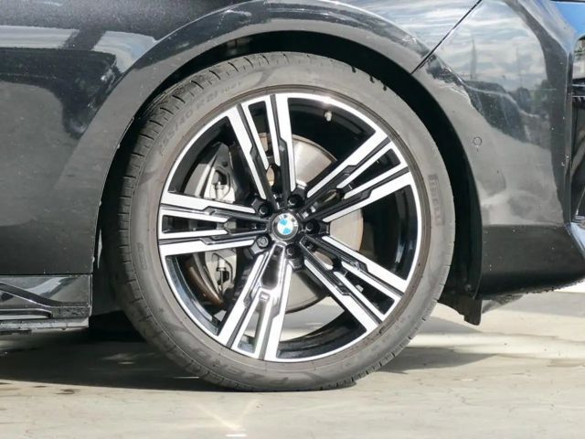 BMW i7 M-Sport Sedan