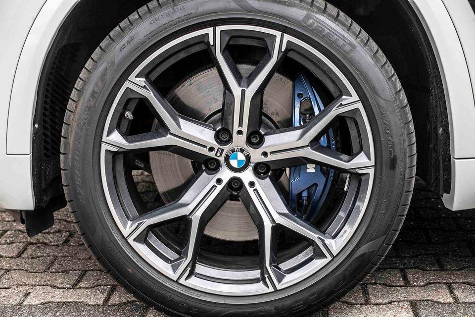 BMW X5 M60i xDrive