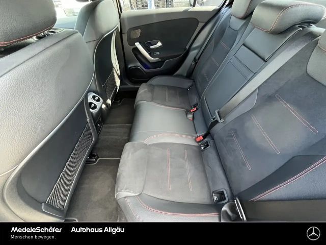 Mercedes-Benz A 220 A 220 d AMG Line