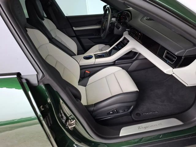 Porsche Taycan 4 Cross Turismo