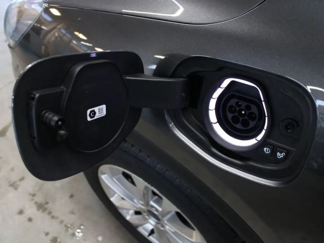 Ford Kuga Plug in Hybrid Titanium X