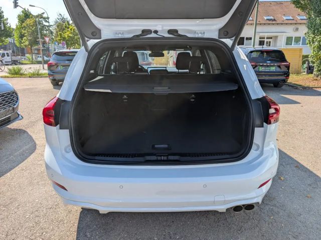 Ford Focus ST Line Wagon