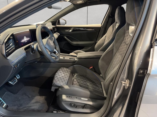 Volkswagen Passat 4Motion DSG R-Line