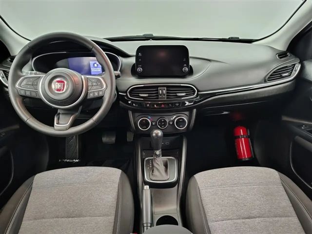 Fiat Tipo Cross Station wagon