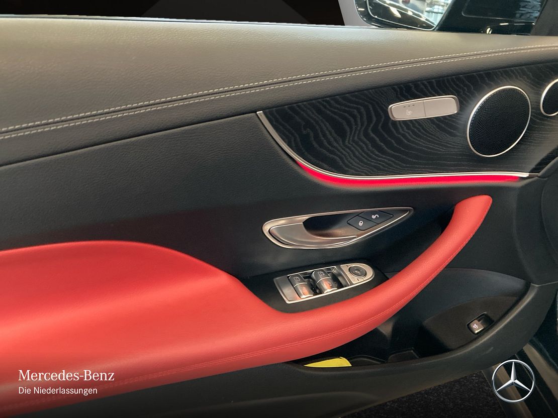 Mercedes-Benz E 300 Coupé E 300 e