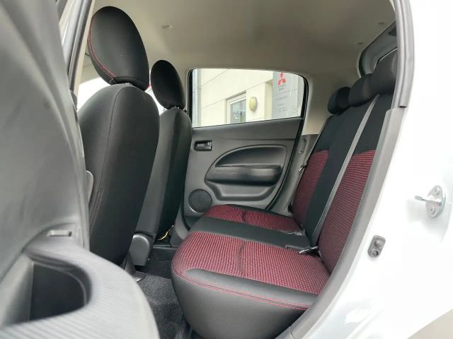 Mitsubishi Space Star Star