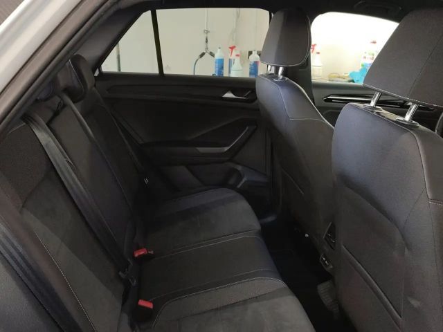 Volkswagen T-Roc 1.5 TSI DSG R-Line Style
