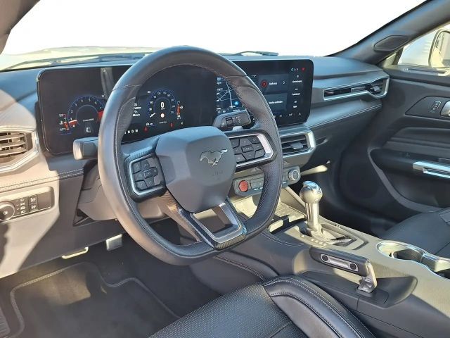 Ford Mustang Fastback GT 5.0 V8