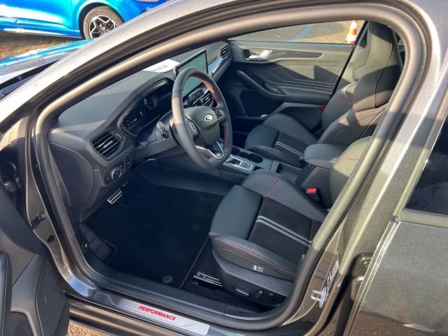 Ford Focus ST Line Wagon