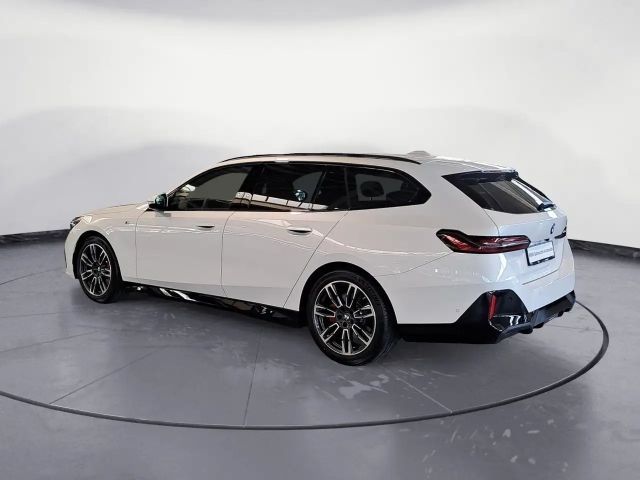 BMW 520 520d M-Sport Touring