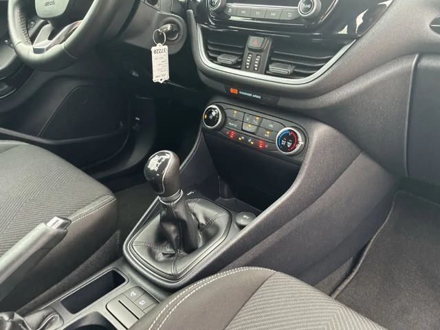 Ford Fiesta Cool & Connect