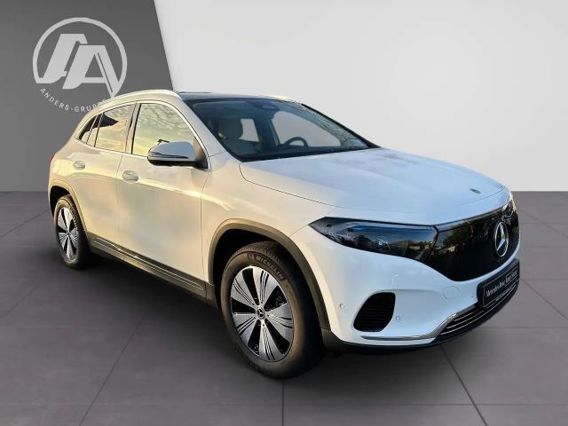 Mercedes-Benz EQA 300 4MATIC Progressive