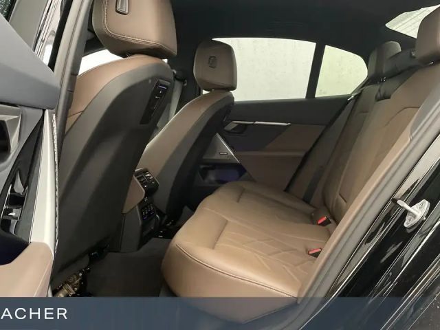 BMW 520 520d M-Sport Sedan xDrive