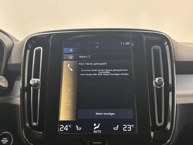 Volvo XC40 Momentum