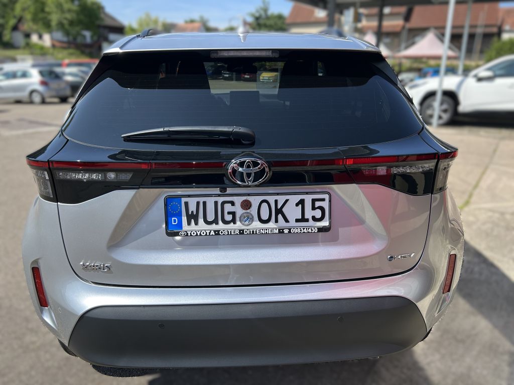 Toyota Yaris Cross 4x2 5-deurs Plus