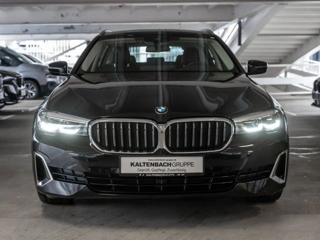 BMW 530 530i Luxury Line Touring