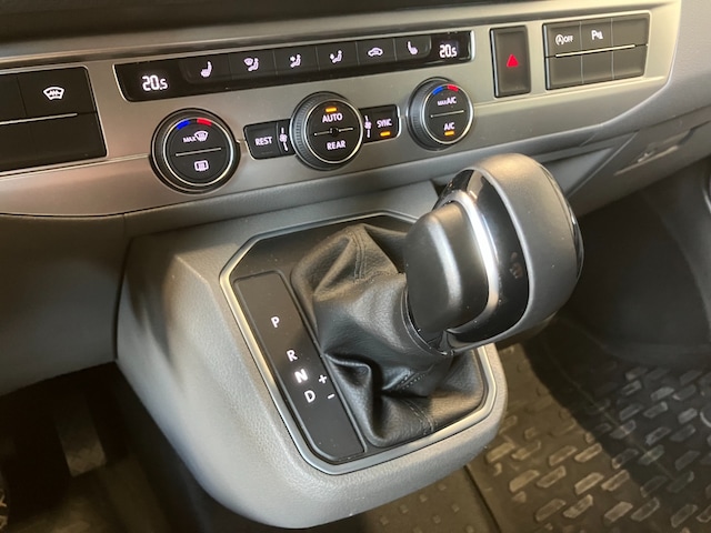 Volkswagen Caravelle 2.0 TDI DSG Lang T6