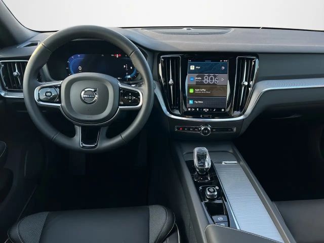 Volvo V60 Cross Country AWD Plus