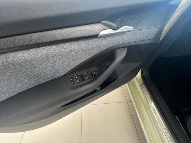 Skoda Superb 1.5 TSI Combi Selection