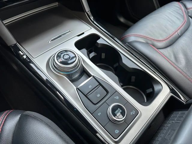 Ford Explorer Plug in Hybrid ST Line