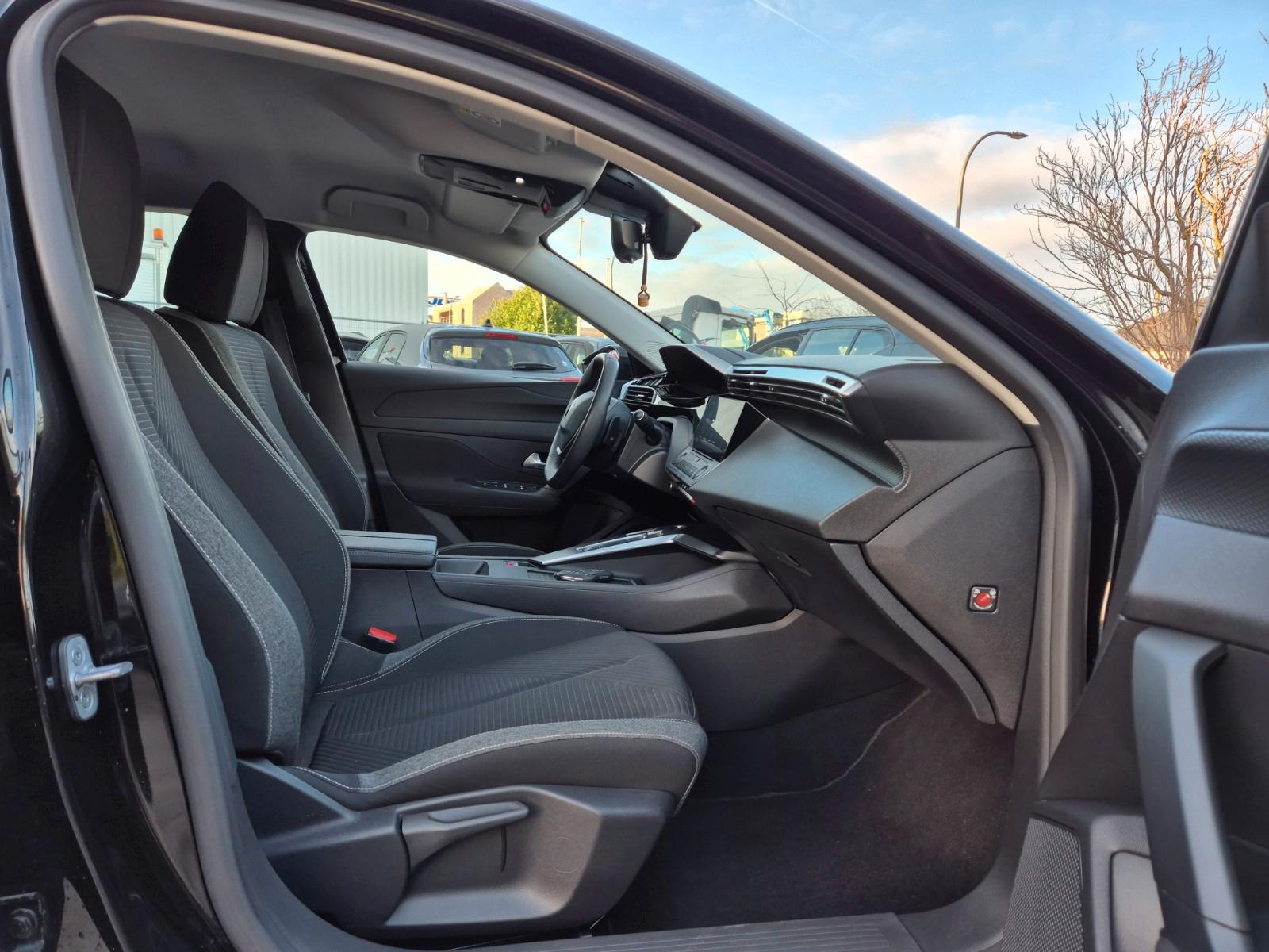 Peugeot 308 EAT8 Hybrid SW