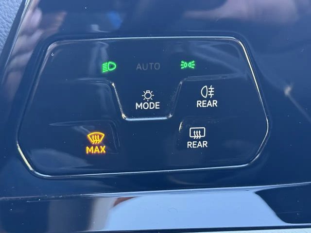 Volkswagen Golf DSG Life