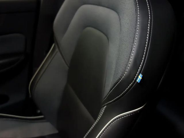 Volvo XC60 AWD Dark Geartronic Plus