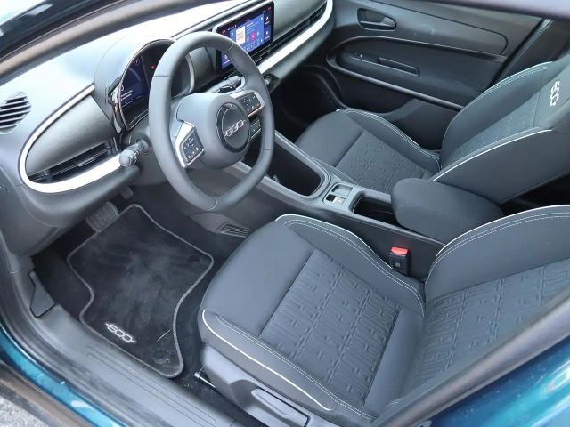 Fiat 600e Hybrid 1.2 DCT Navi PDC *125 Jahre Edition*