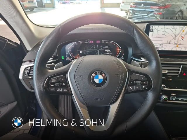 BMW 530 530d Luxury Line Touring xDrive