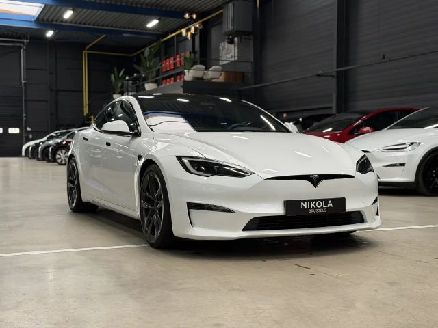 Tesla Model S Long Range