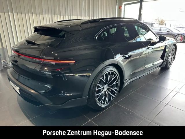 Porsche Taycan 4S Cross Turismo