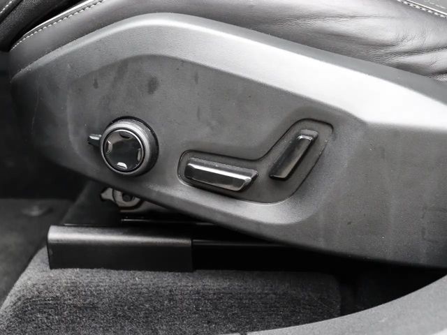 Volvo XC60 AWD Dark Ultimate