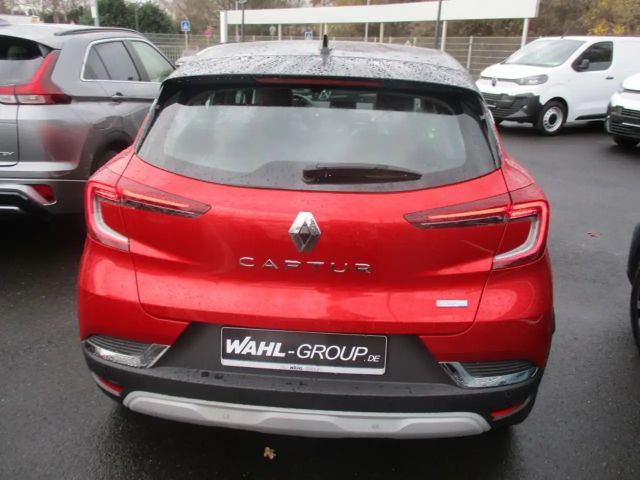Renault Captur E-Tech Intens