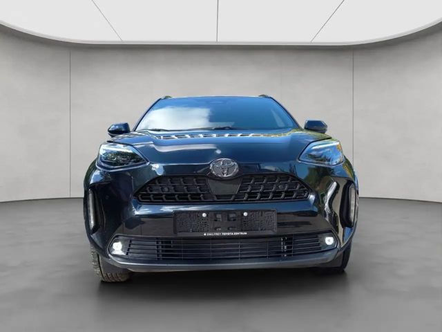 Toyota Yaris Cross Teamplayer,Safety-Paket,Winter-Paket