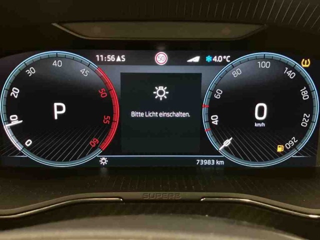 Skoda Superb 2.0 TDI Combi Sportline