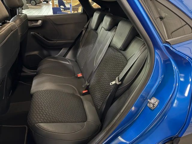 Ford Puma EcoBoost Titanium