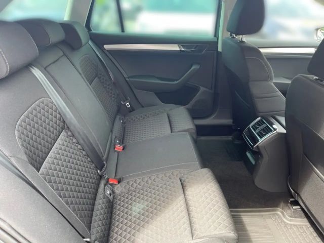 Skoda Superb 1.5 TSI Ambition Combi