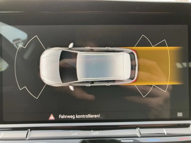 Volkswagen Golf 1.5 TSI DSG Life Variant