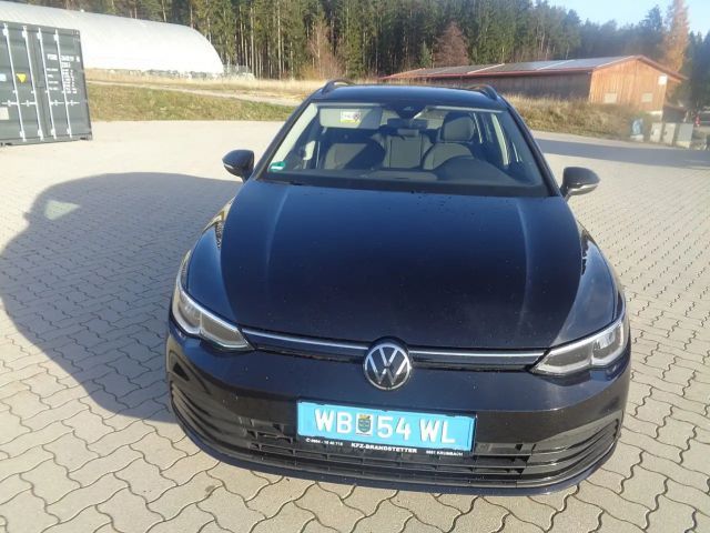 Volkswagen Golf Life Variant