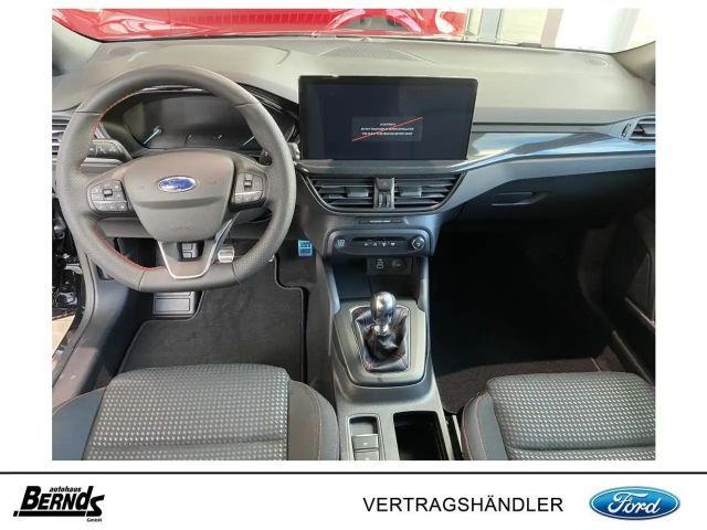 Ford Focus EcoBoost ST Line