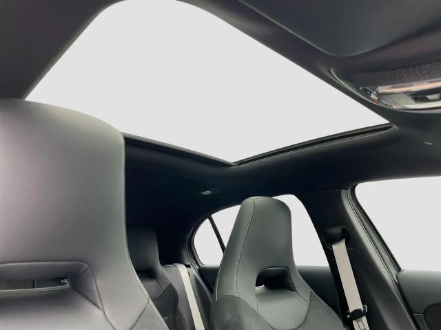 Mercedes-Benz A 200 AMG Line Hatchback