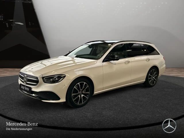 Mercedes-Benz E 200 AVANTGARDE Estate