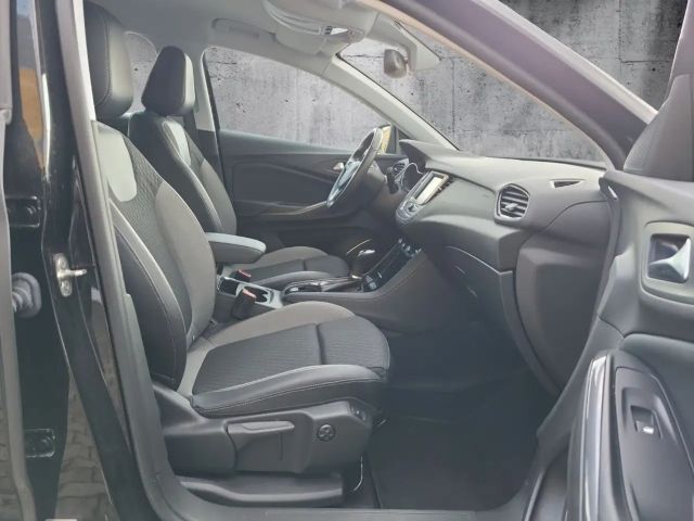 Opel Grandland X Sondermodell "Elegance" aus 1-Hand