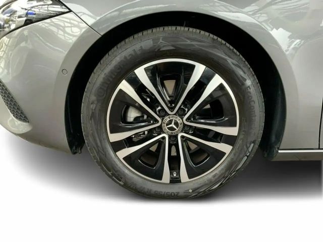 Mercedes-Benz A 180 Progressive