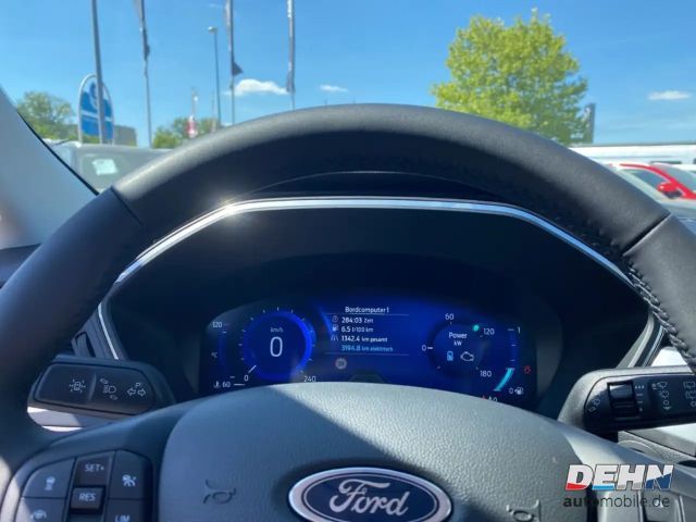 Ford Kuga AWD Hybrid Titanium X