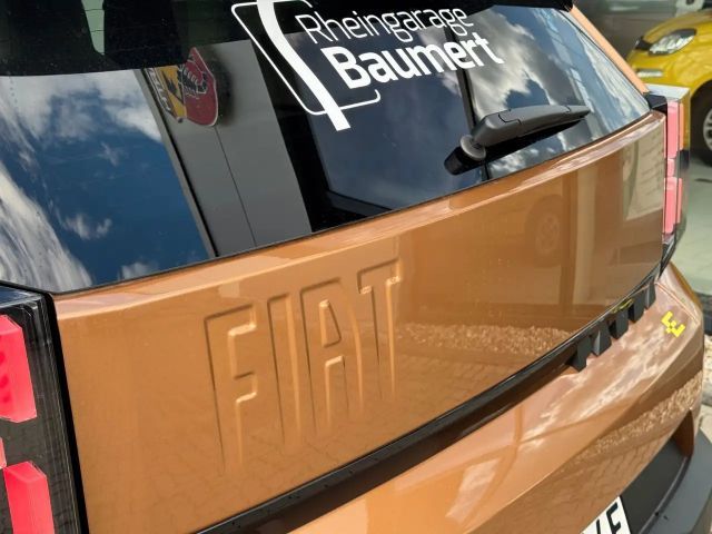 Fiat Grande Panda E La Prima
